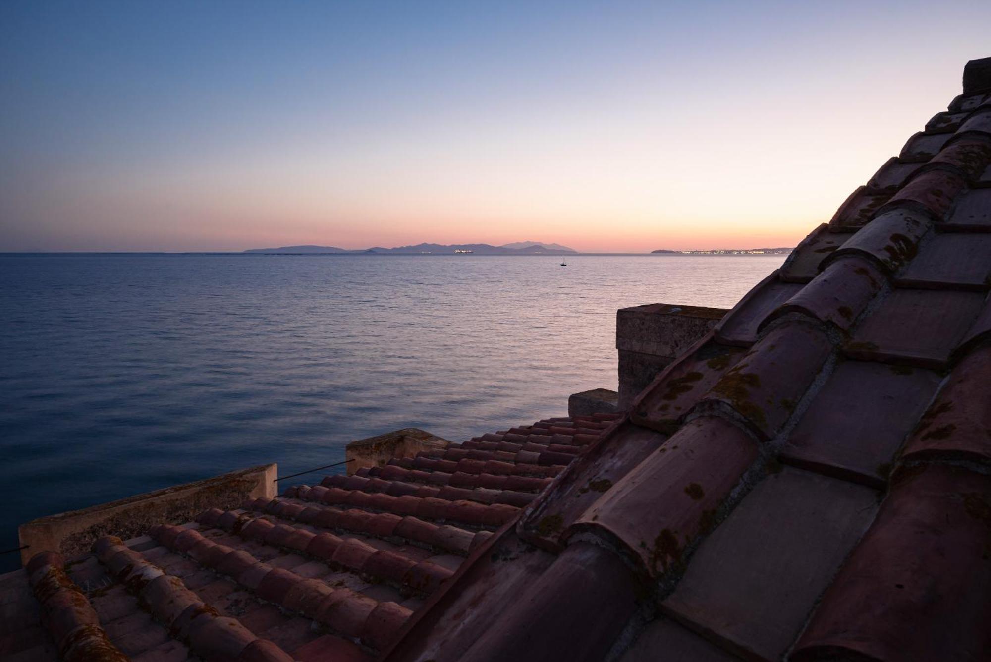 Torre Mozza - Dimora D' Epoca Hotel ฟอลลอนนีกา ภายนอก รูปภาพ