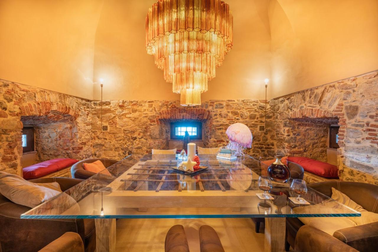 Torre Mozza - Dimora D' Epoca Hotel ฟอลลอนนีกา ภายนอก รูปภาพ