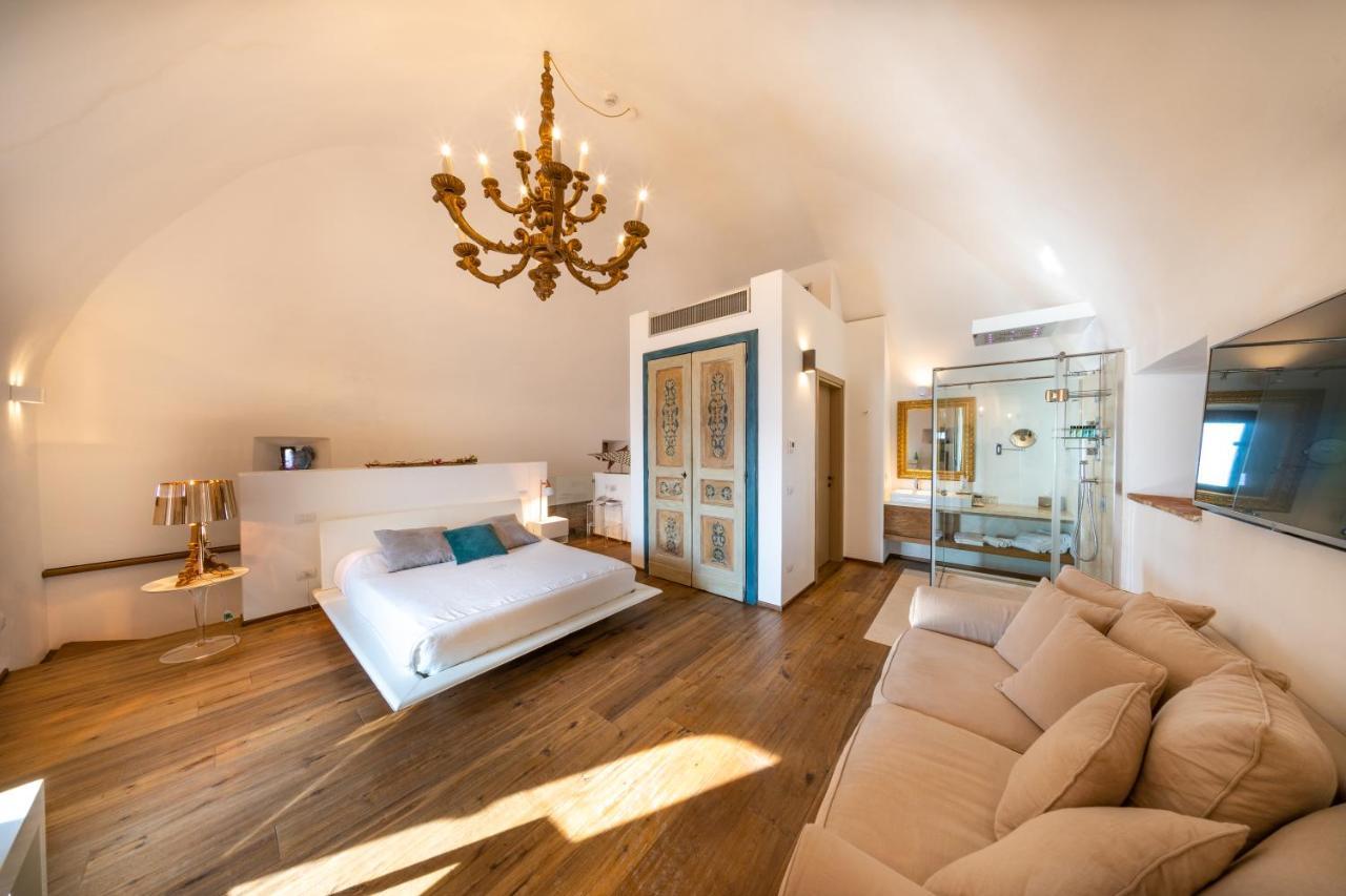 Torre Mozza - Dimora D' Epoca Hotel ฟอลลอนนีกา ภายนอก รูปภาพ