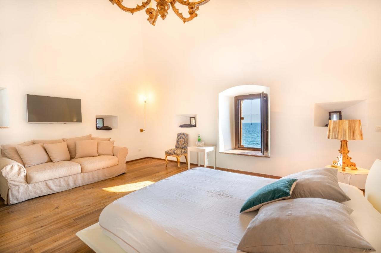 Torre Mozza - Dimora D' Epoca Hotel ฟอลลอนนีกา ภายนอก รูปภาพ